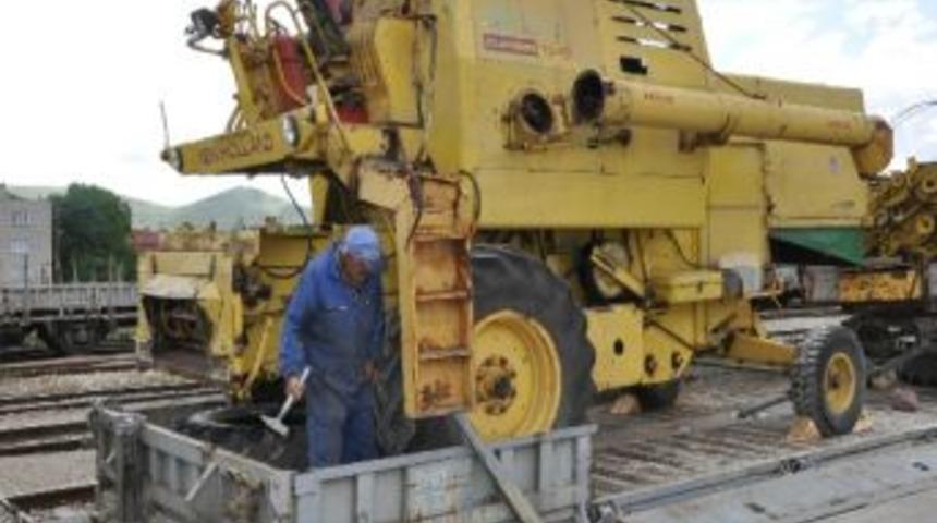 Yozgat&rsquo;tan Bi&ccedil;erd&ouml;verler Hasat İ&ccedil;in Yola &Ccedil;ıktı