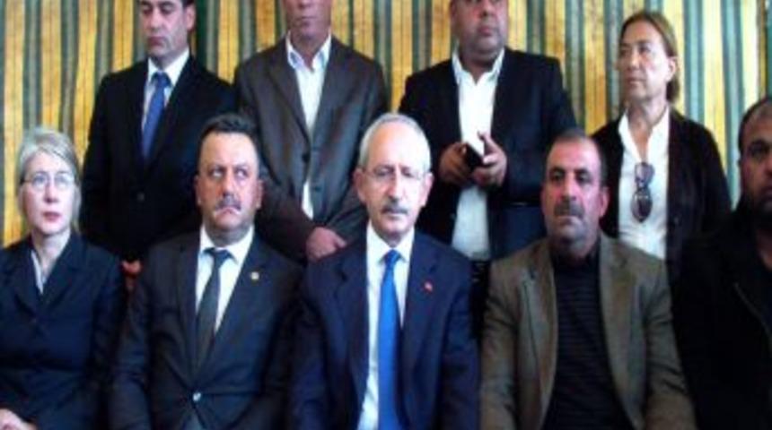 Kılı&ccedil;daroğlu, Reyhanlı'da Vatandaşların Acılarını Paylaştı