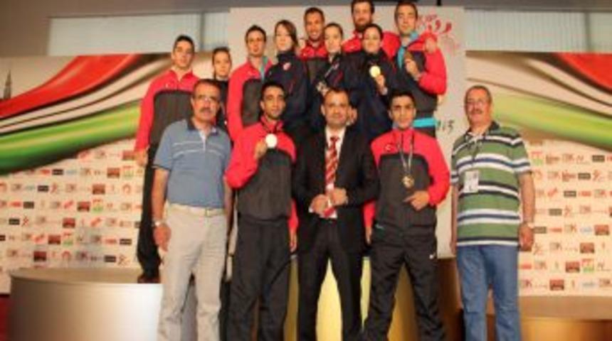 Delihasan: Karate T&uuml;rk Sporunun Y&uuml;z Akı