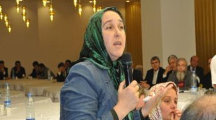 Giresun'da Şehit Eşinden Akil İnsanlara Anlamlı Soru