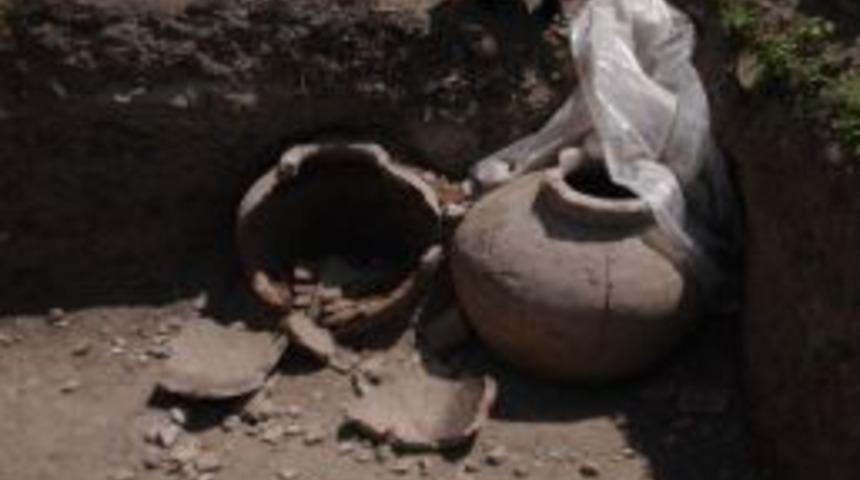 İnşattan Dev K&uuml;pler &Ccedil;ıktı