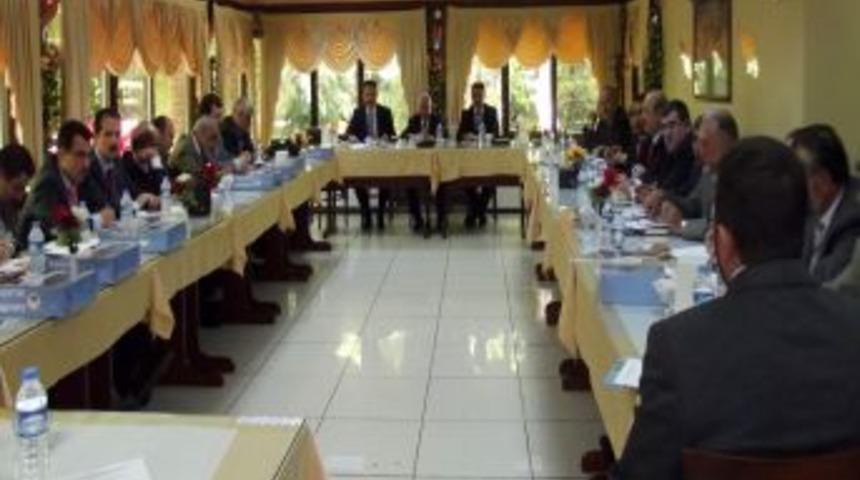 İl&ccedil;e M&uuml;ft&uuml;leri Karapınar'da Toplandı