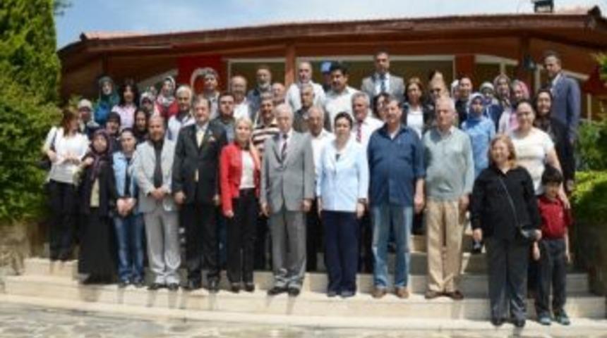 Zihni Aldırmaz Şehit Annelerini Unutmadı