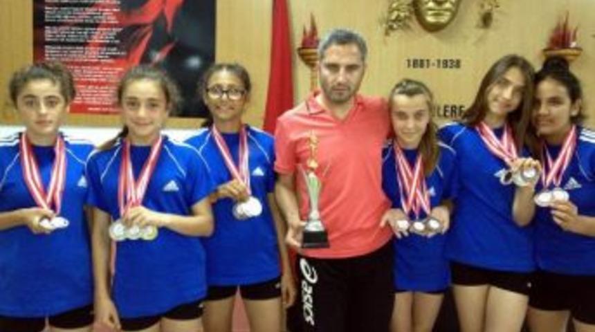 18 Eyl&uuml;l Orta Okulu T&uuml;rkiye Şampiyonasına Katılıyor