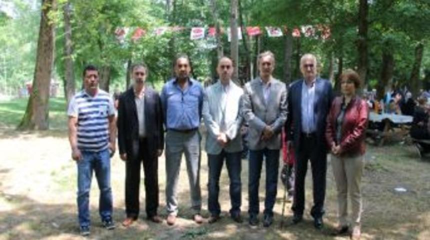 Çaycuma’da Mhp’ Den Anneler Günü Etkinliği