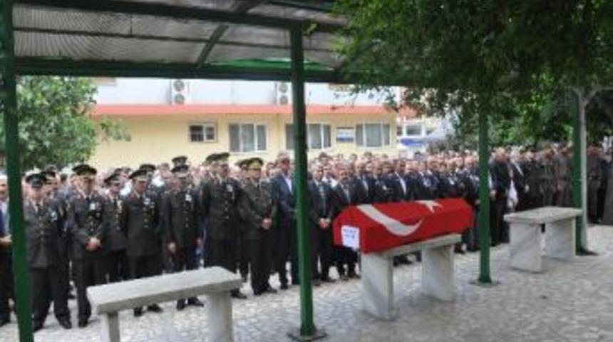 Kore Gazisine Askeri Uğurlama