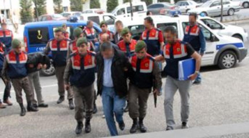 Sahte Polisleri Jandarma Yakaladı