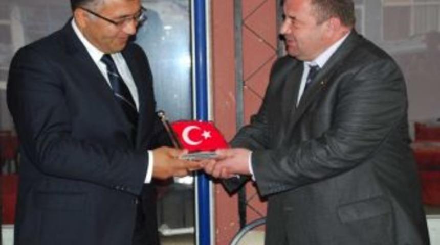 K&uuml;tahya Valisi &Ccedil;ift&ccedil;i Veda Turlarına Devam Ediyor