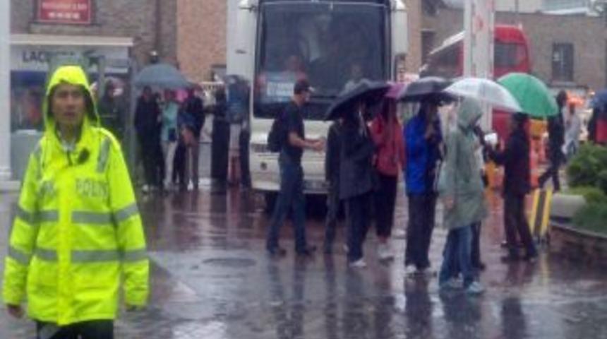 Kuşadası'ndaki Sağanak Gemi Yolcularını Da Etkiledi