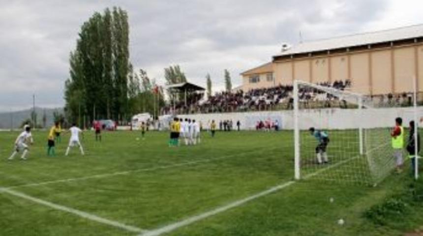 Suşehri Belediyespor, İlk Yarıyı Lider Tamamladı