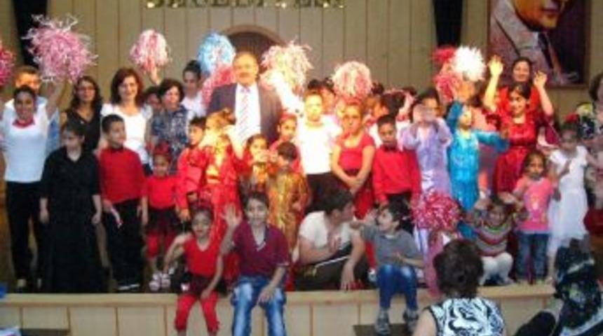 Engelliler Dans G&ouml;sterileriyle B&uuml;y&uuml;ledi