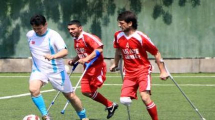 D&ouml;rt D&ouml;rtl&uuml;k Ma&ccedil;