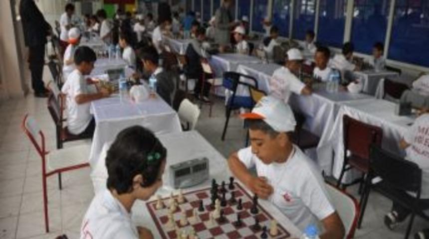 &Ccedil;ocuk Hizmetleri Genel M&uuml;d&uuml;rl&uuml;ğ&uuml; T&uuml;rkiye 2. Satran&ccedil; Şampiyonası Sona Erdi