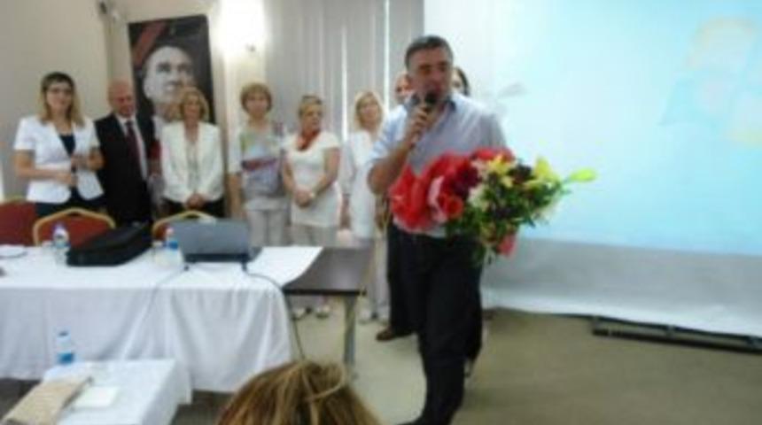 Akb&uuml;k&rsquo;te Belediye&rsquo;den Meme Kanseri Konferansı