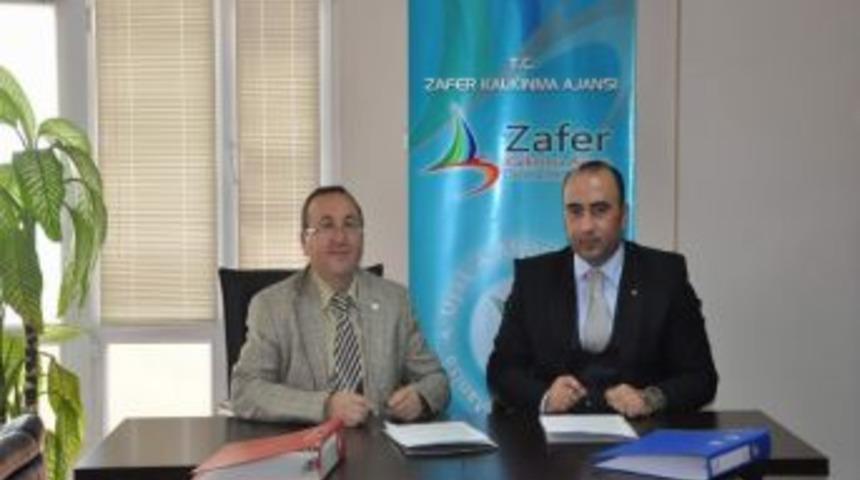 Afyonkarahisar&rsquo;da &Ccedil;ift&ccedil;ileri Sevindirecek Proje