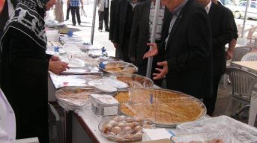 Muhta&ccedil;lar Yararına Kermes A&ccedil;ıldı