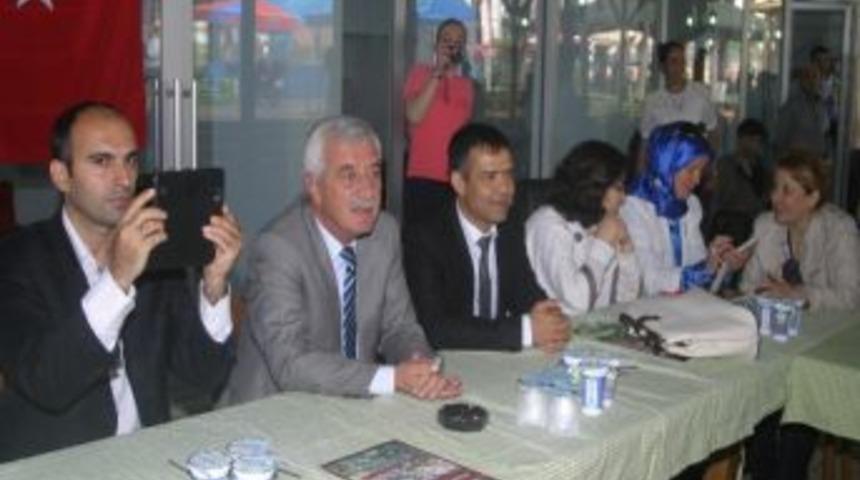 &Ouml;demiş Emnniyeti'nden "muhta&ccedil; &Ccedil;ocuklarla El Ele" Etkinliği