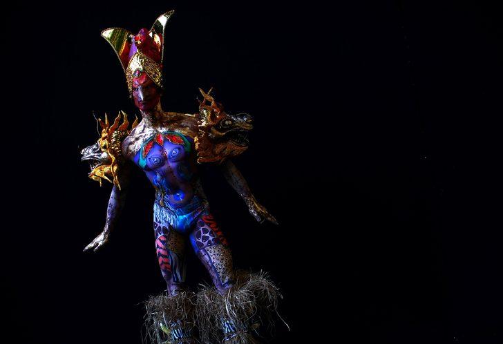 İnsan bedeninden sanat eseri yarattılar  G3