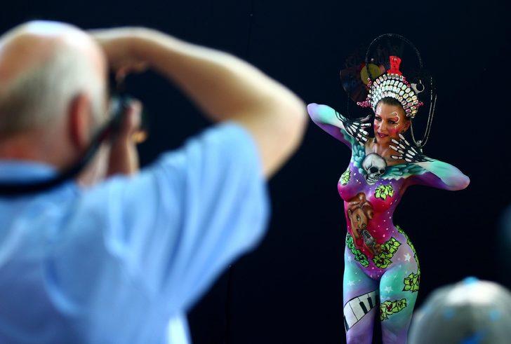 İnsan bedeninden sanat eseri yarattılar  G4