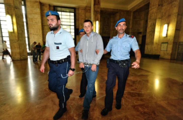 Kaçıran kişiyi kendine aşık edip elinden kurtulmuş! G5