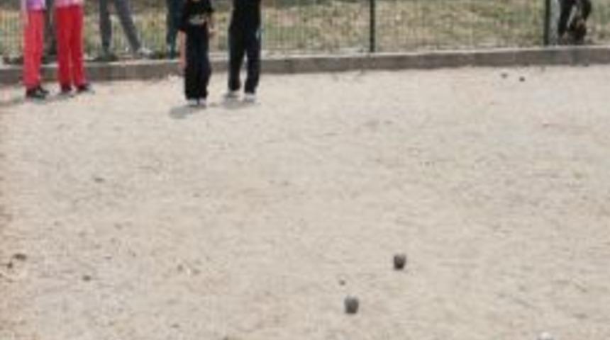 Basketbol Ve Petank Şampiyonları Kupalarını Aldı