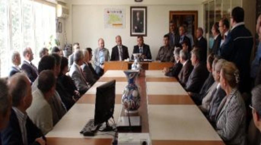 K&uuml;tahya Valisi Kenan &Ccedil;ift&ccedil;i Gediz'e Veda Ziyareti Yaptı