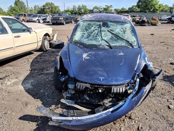 Çılgın iş adamı Elon Musk'ın göz bebeği saniyeler içinde bu hale geldi! G2