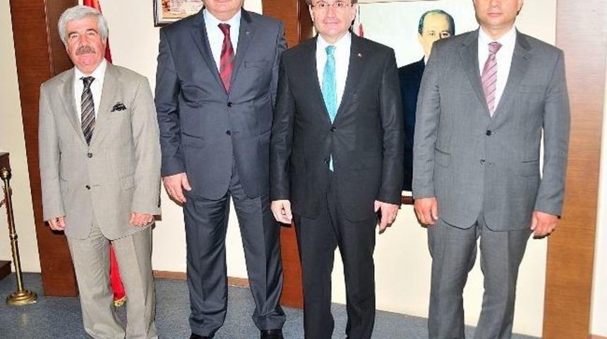 Konak Meydanı Ve Kaklı&ccedil; Havaalanı Projesi'ne Bir Destek De Mhp&rsquo;den