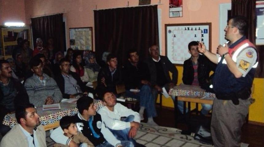 Elmalı Jandarmadan Trafik Eğitim Semineri
