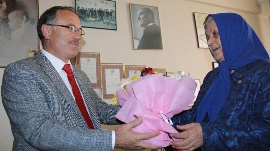 Yakutiye Kaymakamlığı İnsan Hakları Kurulu&rsquo;ndan Anneler G&uuml;n&uuml; Etkinliği