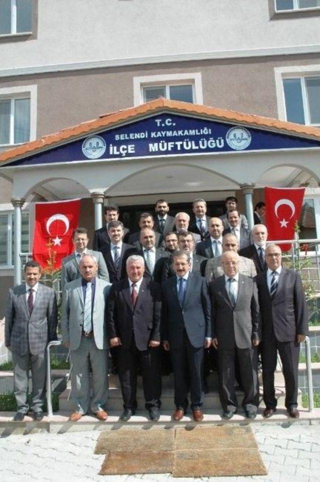 Manisa'daki Müftüler Selendi'de Toplandı