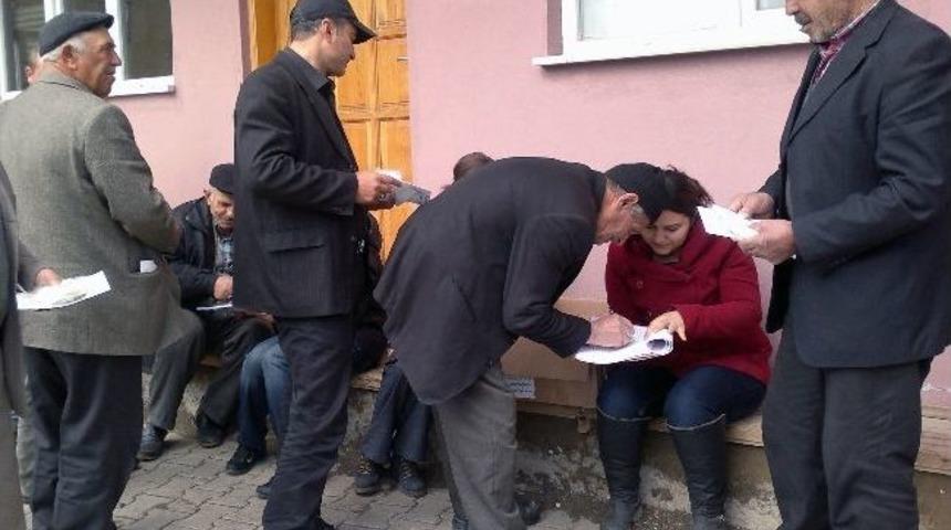 Kelkit&rsquo;te Kene Kartı Dağıtılıyor