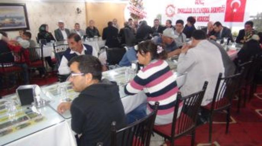 Vekiller engelliler ile buluştu