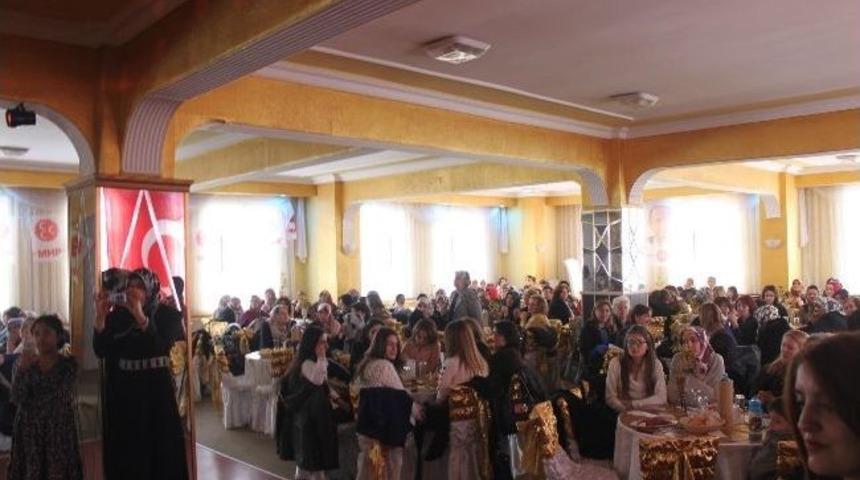 Anneler Doyasıya Eğlendi