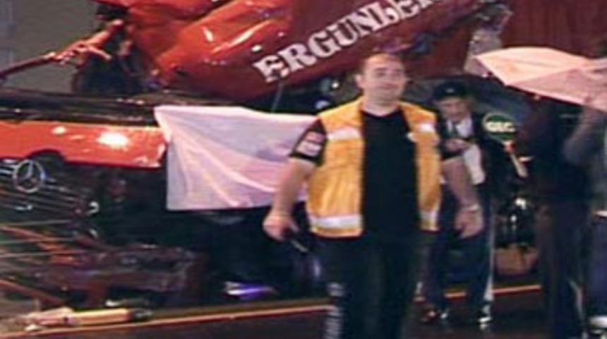 E-5'e yıldırım d&uuml;şt&uuml;!: 1 &ouml;l&uuml;