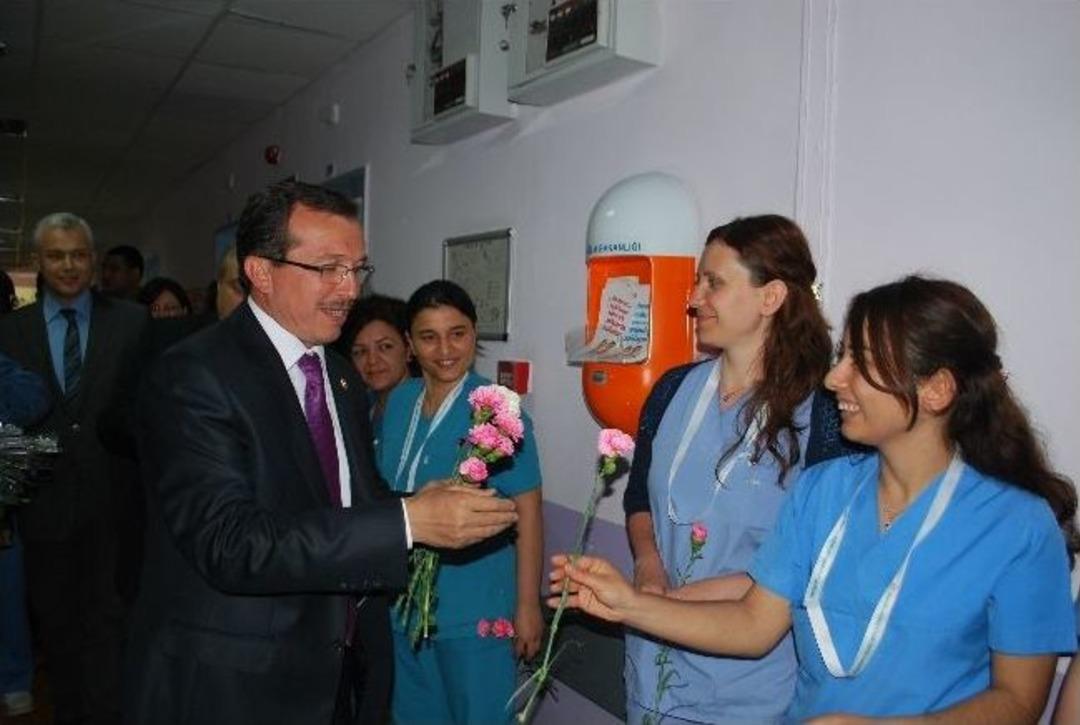 Milletvekili Aydemir, Hemşireler Haftası'nı Kutladı