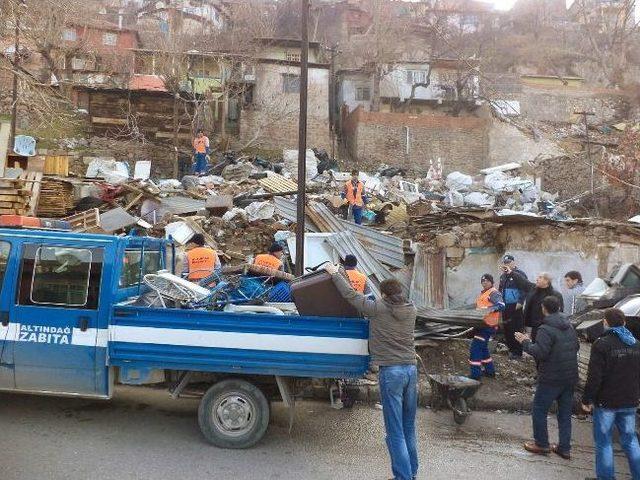 Altındağ’da Hurdalıklar Yıkıldı