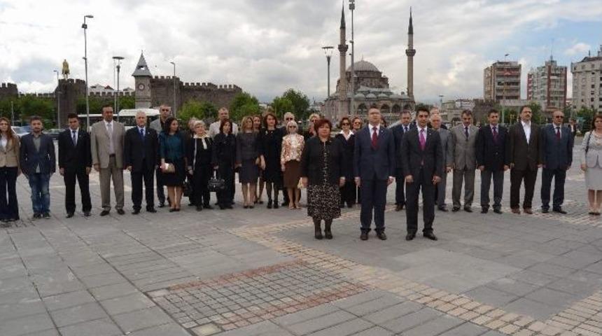 Eczacılar Odası Başkanı Oğuzhan Ulutaş: