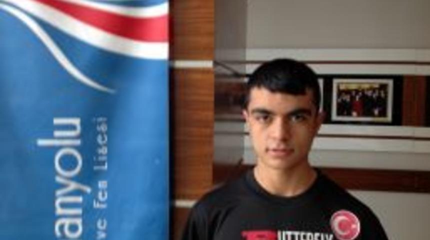 Samanyolulu Milli &Ouml;ğrenci Masa Tenisi Birincisi Oldu