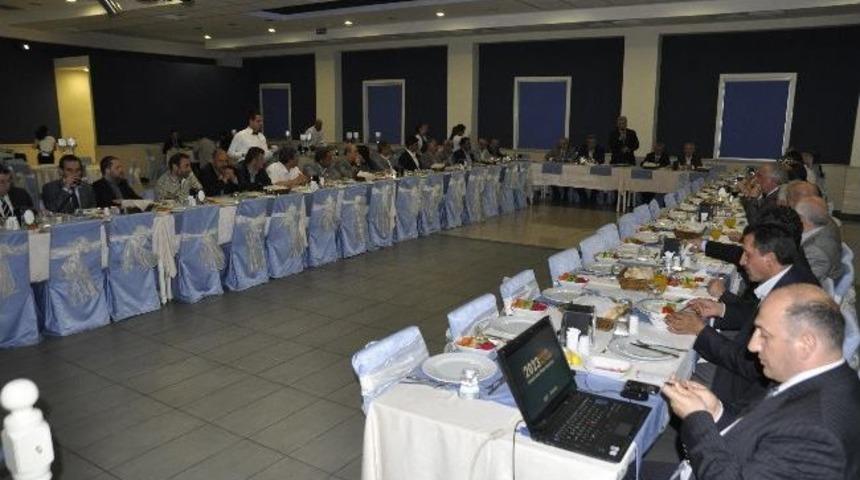 Başkan Vekili &Ouml;zak Ulaşım Ana Planı'nı Anlattı