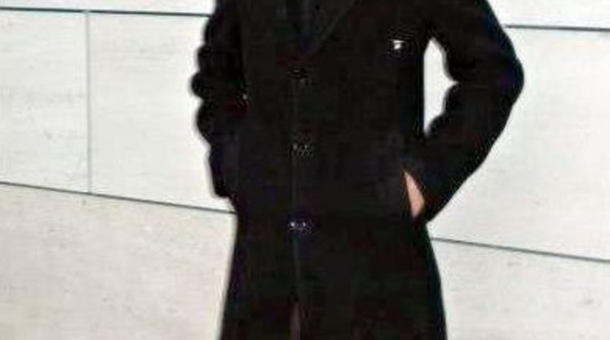 Polis Memuru, Kızını Rahatsız Ettiği Gerek&ccedil;esiyle Bir Genci &Ouml;ld&uuml;rd&uuml;