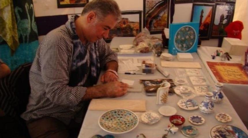 Dp&uuml;'l&uuml; Akademisyenden Abd'de Sergi