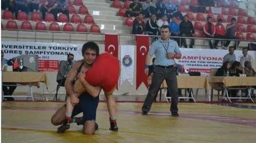 K&uuml;tahya'yı 14 G&uuml;reş&ccedil;i Temsil Etti