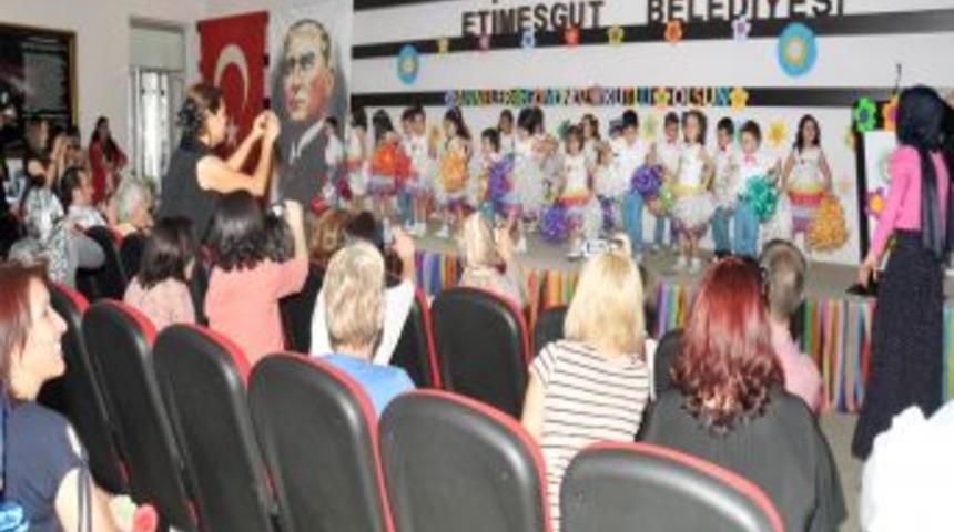 Annelere En G&uuml;zel Hediye