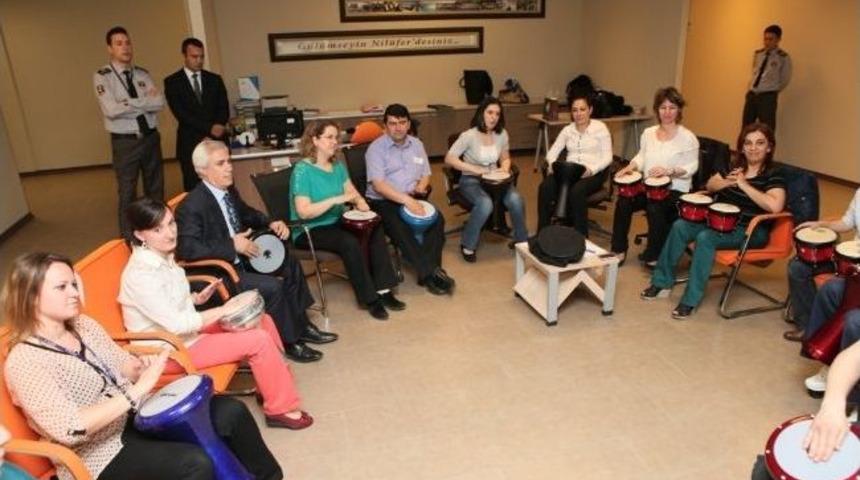 Başkan Bozbey Darbuka &Ccedil;aldı