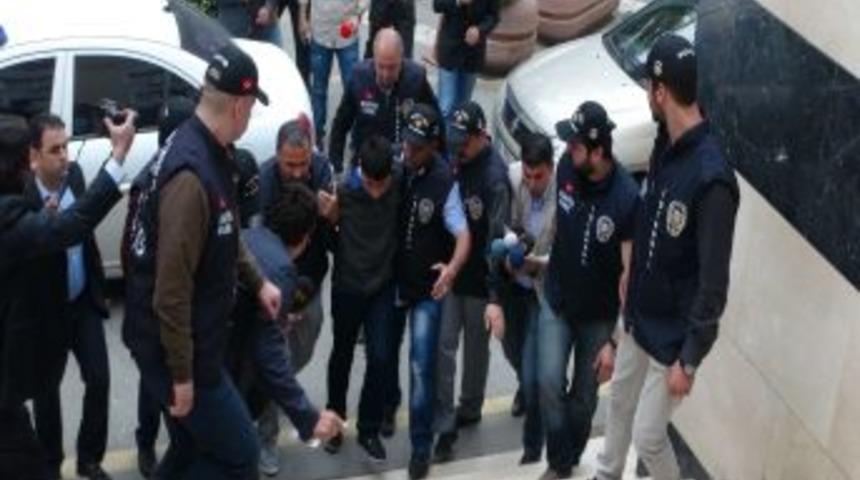 Burak Yıldırım&rsquo;ın Katil Zanlısı İstanbul&rsquo;a Getirildi