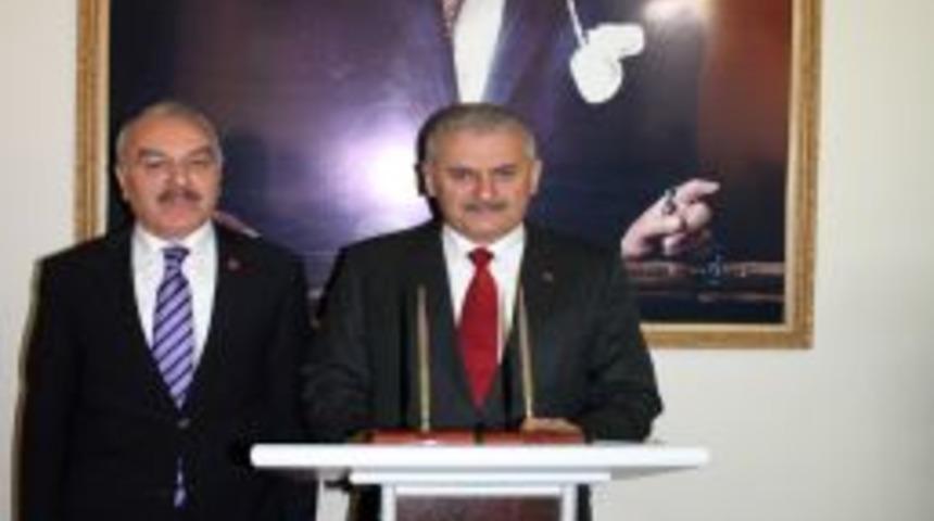 Bakan Yıldırım: Acının B&uuml;y&uuml;kl&uuml;ğ&uuml;n&uuml; Saklayarak Neyi Ispat Edeceğiz