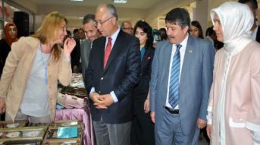 2. Manisa Eğitim, K&uuml;lt&uuml;r Ve Sanat Şenliği Başladı