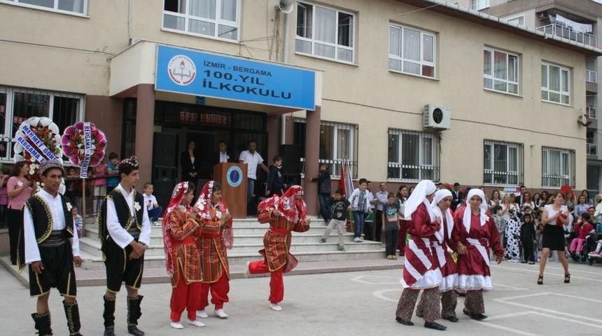 Bergama'da Engelli &Ouml;ğrenciler G&ouml;steri Yaptı