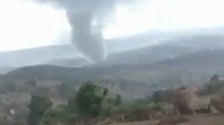 &Ccedil;ukurova Havaalanı inşaatında hortum: 1 &ouml;l&uuml;